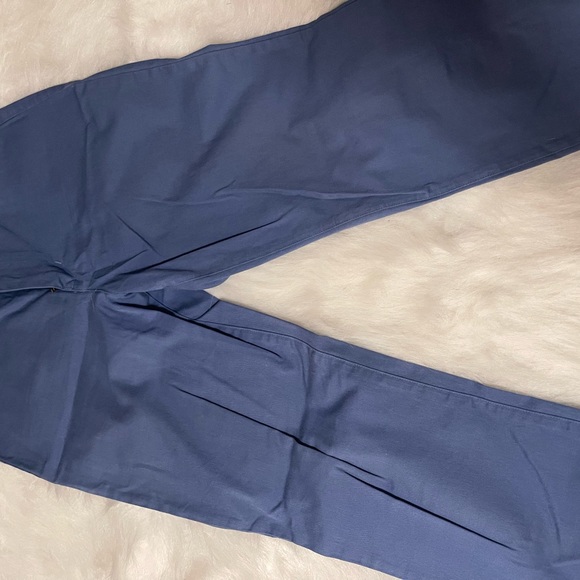 NEW TOMMY JEANS & JACKETS - Picture 3 of 8